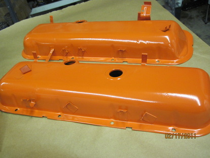 Big block Chevy valve covers in Chevy Orange
