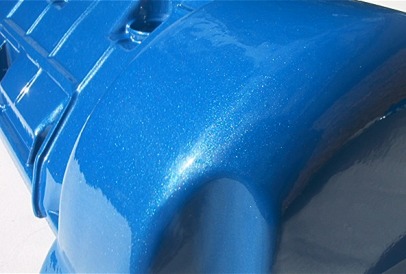 Ford hemi style valve cover with close up of Crystal Blue